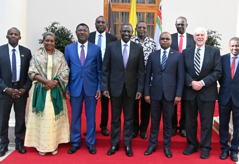 The Speaker of the National Assembly, Speaker of the Senate, the Clerk of the Senate, the Clerk of the National Assembly, and members of the organizing committee for a debriefing meeting with His Excellency President William Ruto.