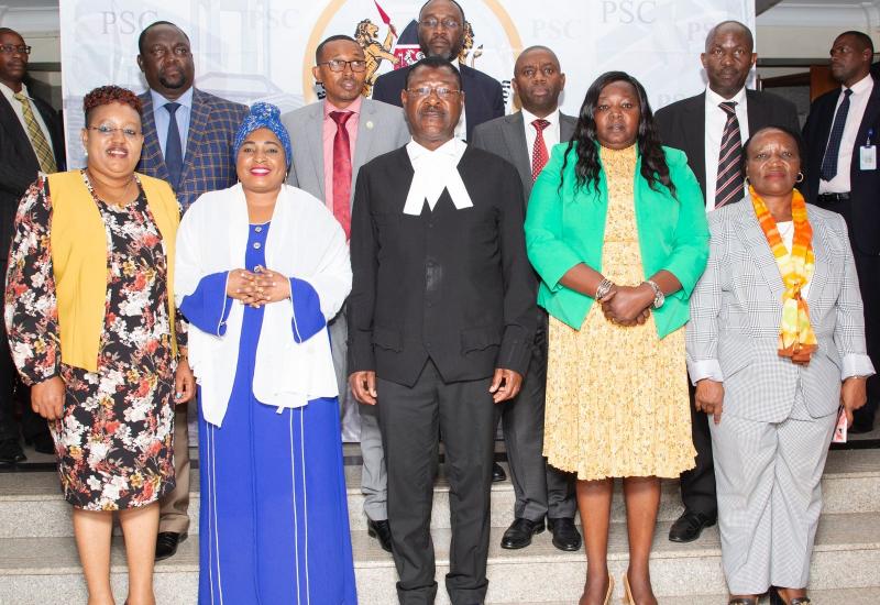 THE NEWLY APPOINTED PARLIAMENTARY SERVICE COMMISSION MEMBERS TAKE OATH OF OFFICE