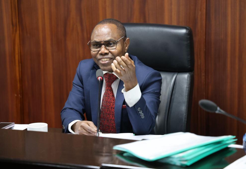 Hon. Mulyungi