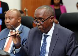 𝐒𝐄𝐍𝐀𝐓𝐄 𝐂𝐎𝐌𝐌𝐈𝐓𝐓𝐄𝐄 𝐏𝐑𝐄𝐒𝐒𝐄𝐒 𝐆𝐎𝐕𝐄𝐑𝐍𝐎𝐑 𝐋𝐄𝐍𝐊𝐔 𝐎𝐍 𝐇𝐄𝐀𝐋𝐓𝐇 𝐀𝐒𝐒𝐄𝐓𝐒, 𝐅𝐔𝐍𝐃𝐈𝐍𝐆 𝐆𝐀𝐏𝐒, 𝐀𝐍𝐃 𝐔𝐇𝐂 𝐃𝐄𝐅𝐈𝐂𝐈𝐓𝐒  