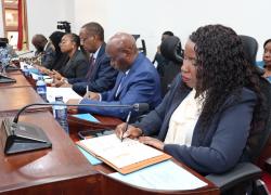 𝐓𝐔𝐊 𝐏𝐄𝐍𝐒𝐈𝐎𝐍 𝐒𝐂𝐇𝐄𝐌𝐄 𝐎𝐍𝐋𝐘 𝟏𝟑% 𝐅𝐔𝐍𝐃𝐄𝐃 𝐀𝐒 𝐒𝐄𝐍𝐀𝐓𝐄 𝐋𝐀𝐁𝐎𝐔𝐑 𝐂𝐎𝐌𝐌𝐈𝐓𝐓𝐄𝐄 𝐃𝐄𝐌𝐀𝐍𝐃𝐒 𝐅𝐀𝐒𝐓𝐄𝐑 𝐏𝐀𝐘𝐎𝐔𝐓𝐒 𝐅𝐎𝐑 𝐑𝐄𝐓𝐈𝐑𝐄𝐄𝐒  